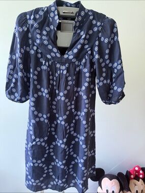 Banana Republic!!! Size 4 100% Rayon Short Sleeve Dress elastic sleeves
